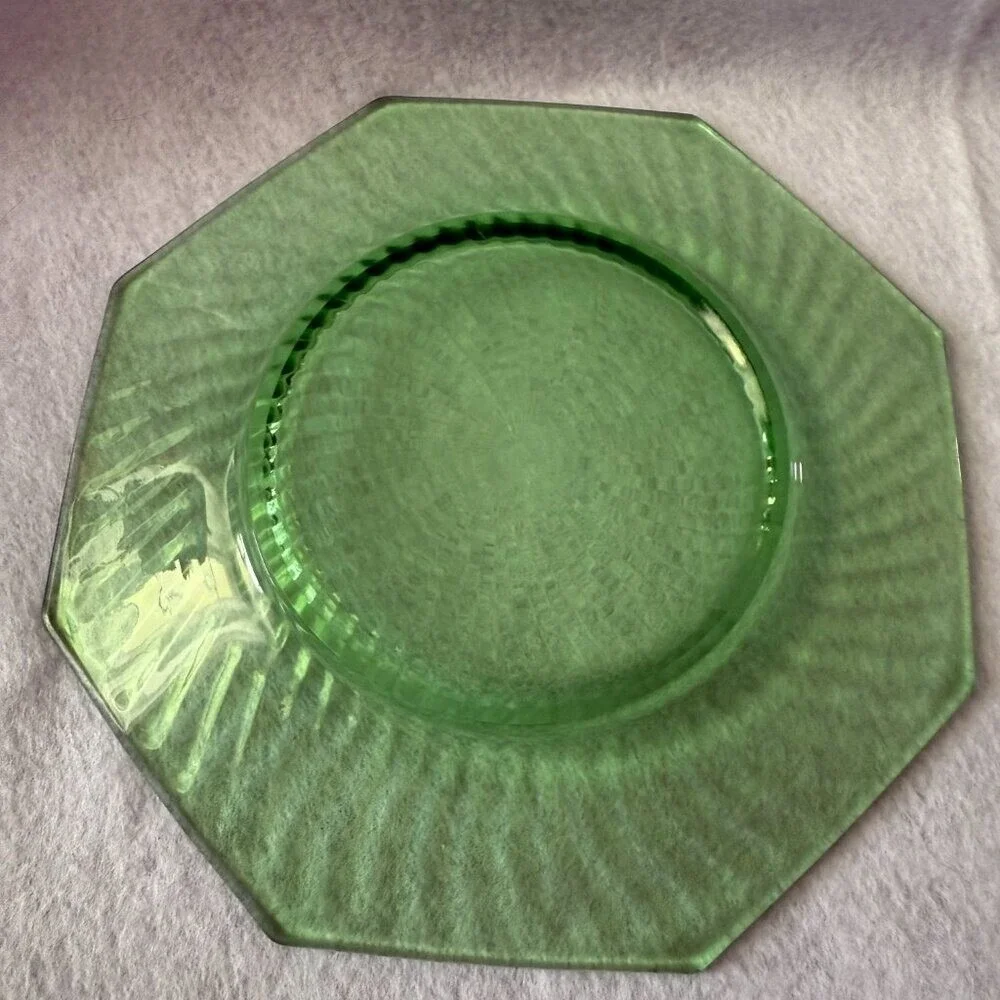 Vintage Green Depression‎ Glass Octagon Plates Set of 3/7.25